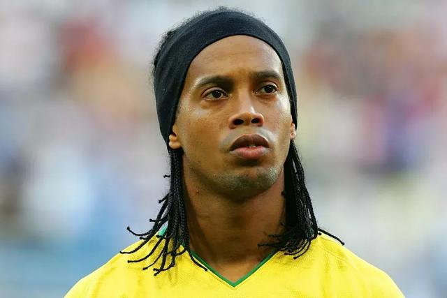 伊卡尔迪晒旺达视频：她闯入我家骚扰了我2小时